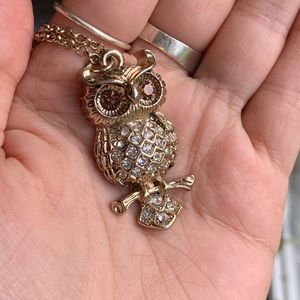 Women’s owl pendant necklace